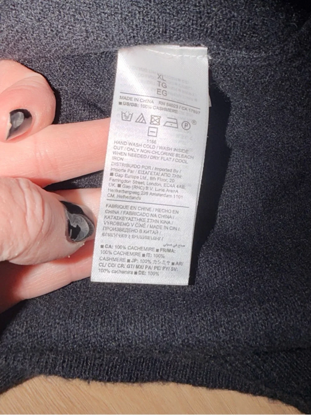 Banana Republic Cashmere Hoodie Sweater, like new ($190)! - Picture 5 of 6